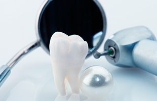 Clínica Dental Dr. Manuel González del Río diente y equipos de odontología